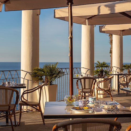 Terrazza sul mare dell'Anantara Convento di Amalfi Grand Hotel