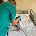Accolto al Santobono di Napoli altro piccolo paziente dalla Striscia di Gaza. Conenna: “Nostro compito garantirgli tutte le cure necessarie”