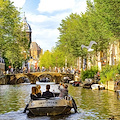 Amsterdam, vietata la costruzione di nuovi hotel per contrastare l'overtourism 