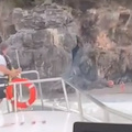 Camerota, bagnante intrappolato sulla spiaggia del Troncone a causa del maltempo e del mare agitato
