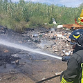 Discarica a cielo aperto in fiamme a Pontecagnano: provvidenziale l'intervento dei vigili del fuoco 