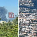Fiamme a Pompei: imponente incendio in zona industriale, nube nera visibile da chilometri