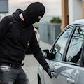 Furto d'auto a Cava de' Tirreni: indagini in corso 