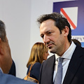 «Il Governo taglia ai piccoli Comuni e investe in armi»: la denuncia di Cammarano (M5s)