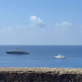 In Costiera Amalfitana c'è Mark Zuckerberg a bordo del suo mega yacht da 300 milioni di dollari