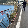 Incidente sulla Statale Amalfitana tra Minori e Maiori: camion sfonda la ringhiera in località Torricella