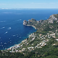 Massa Lubrense, 13enne si ferisce dopo tuffo dalla scogliera: ricoverato in gravi condizioni in ospedale 