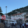 Mercato di Maiori, malumori tra gli ambulanti: "Spazi insufficienti in Via Pedamentina"