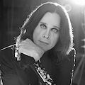 È morto Ozzy Osbourne, icona dei Black Sabbath e leggenda dell’heavy metal