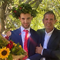 Muto per colpa di una malattia, Gianluca si laurea a Sassari grazie alla voce della cugina
