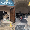 Salerno, auto sfonda il muro di un ristorante: attimi di terrore a Fuorni