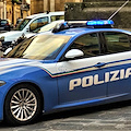 Scoperto mentre ruba della merce, aggredisce il negoziante: uomo arrestato a Salerno