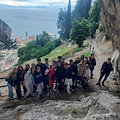 Studenti del "Marini-Gioia-Comite" di Amalfi ad Atrani per scoprire il Santuario di Santa Maria del Bando
