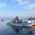 Torre del Greco, sequestrata una tonnellata di aringhe pescate sotto costa: sanzionati i responsabili 