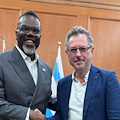 Usa, smantellata banda di contrabbando hi-tech guidata da 4 napoletani. Borrelli incontra il SIndaco di Chicaco 