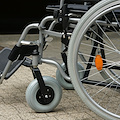Vergogna a Battipaglia, straniero arrestato per ricettazione: aveva rubato una carrozzina per disabili 