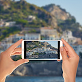 "WhatsAmalfiApp": il Comune parla ai cittadini su smartphone e tablet
