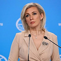 Zakharova: «I popoli occidentali non sono stati consultati sulle armi a Kiev e sulle sanzioni. L’Europa precipita in crisi, deve risvegliarsi e difendere la vera libertà»