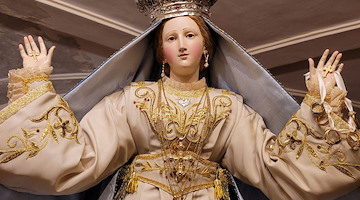 A Maiori la Madonna della Libera fa visita a San Pietro: cinque giorni di fede e spiritualità