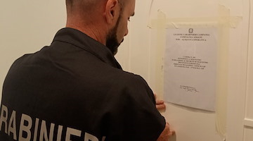 Abusi edilizi e occupazione del demanio marittimo: scatta il sequestro in un hotel di Positano