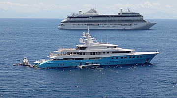 Ad Amalfi approda Axioma, il superyacht da 72 metri del miliardario turco Ali Riza Yildirim