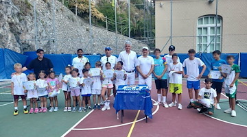 Ad Amalfi festa finale del mini tennis con il vicepresidente FITP Dodo Alvisi
