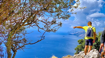 Agerola cresce: presenze turistiche +7,5% da gennaio a metà agosto. Trainano extralberghiero, trekking e il brand del Festival “Agerola Sui Sentieri degli Dei”