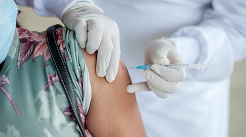 Al via la campagna di vaccinazione antinfluenzale dell'ASL Salerno: vaccino gratuito per bambini, anziani e categorie a rischio