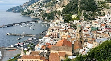 Amalfi, nuovi contenitori intelligenti per la raccolta differenziata delle strutture extralberghiere