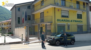 Avellino, smantellata associazione per delinquere finalizzata al riciclaggio e frode fiscale nel polo conciario di Solofra 