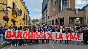 Baronissi, Sindaca Anna Petta: “Sabato 11 ottobre tutti in piazza per la Marcia della Pace”