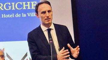 Calcio, Piero De Luca (Pd): “Decisione Lega B sconcertante. Valutiamo interrogazione parlamentare”