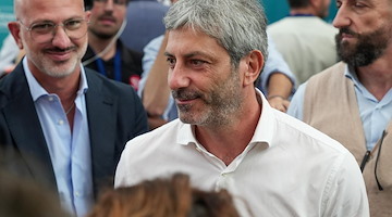 Campania, FdI attacca l’incontro Fico-De Luca: “Teatro politico per salvare un potere logoro”