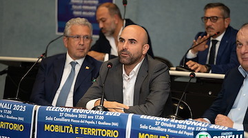 Campania, Ferrante (FI): "26 miliardi di investimenti, Napoli protagonista del rilancio"