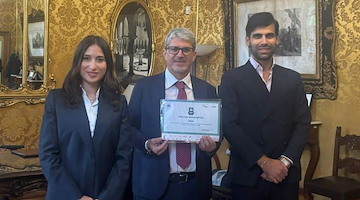 Cava de' Tirreni: Sindaco Servalli incontra i giovani imprenditori della TREMIL, premiata agli ASI Salerno Awards 2025
