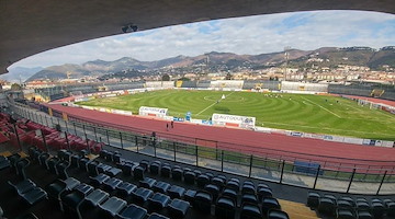 Cava de' Tirreni, stadio "Simonetta Lamberti": rimozione delle reti nel settore "distinti" 