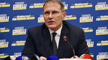 Cirielli attacca Fico e Manfredi: “Hanno certificato il fallimento del centrosinistra su Napoli”