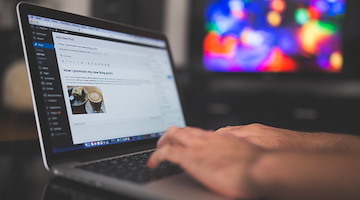 Come aprire un sito web aziendale in 4 passaggi
