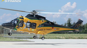 Como, sequestrato un elicottero del valore di 2 milioni di euro per esercizio abusivo della navigazione aerea