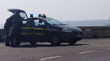 Controlli a tappeto sulle strutture ricettive: 68 irregolarità tra Costiera Amalfitana e Cilento