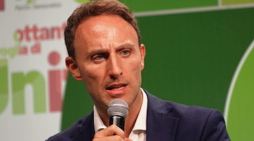 "Da Meloni propaganda fuori luogo. Governo nemico del Sud". L'attacco di Piero De Luca (Pd)