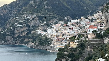 Dramma a Positano: turista americano muore mentre è al ristorante