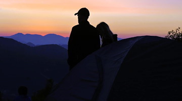 Festival Agerola Sui Sentieri degli Dei: 14 agosto torna il rito dell’Alba Magica
