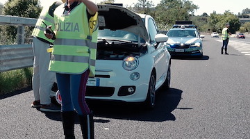 Furto di carburante nel cantiere della linea AV Salerno-Reggio Calabria: uomo denunciato dalla Polizia 