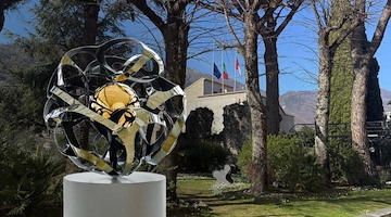 Gianfranco Meggiato porta la sua arte a Ravello: “Tra Musica e Materia” è la mostra diffusa che dialoga con la città