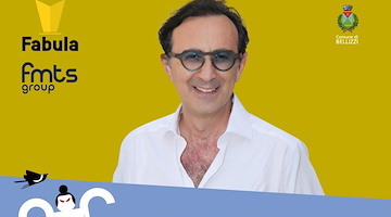 Giovanni Esposito apre Fabula 2025: l'attore partenopeo inaugura il Premio il 5 luglio