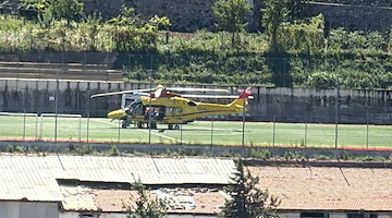 Grave malore per un giovane residente, elisoccorso lo trasferisce d’urgenza da Scala al “Ruggì” di Salerno