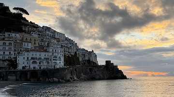 Hotel Marina Riviera di Amalfi lancia i colloqui per la stagione 2026 e anticipa l’apertura di una nuova struttura esclusiva