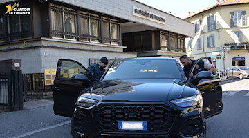 Imprenditore si appropria indebitamente di 8 auto di lusso: a Monza sequestro preventivo per oltre 1 milione di euro