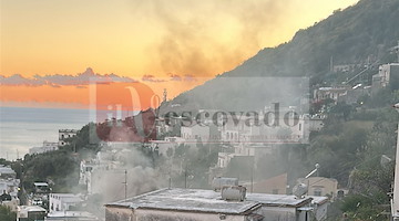 Incendio in un’abitazione a Praiano: anziana coppia in salvo